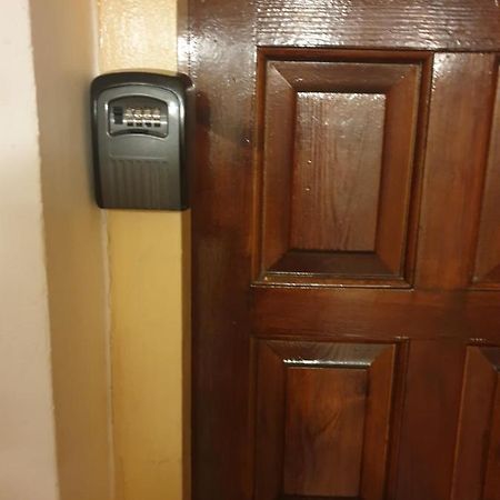 Les Vagues Au Balcon Apartamento Ampuriabrava Exterior foto