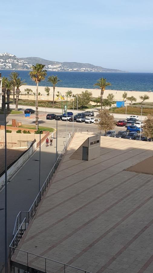 Les Vagues Au Balcon Apartamento Ampuriabrava Exterior foto